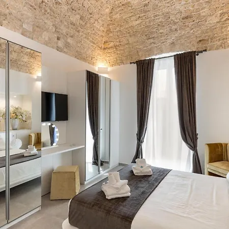 מלון דירות Casa Massima & 4*