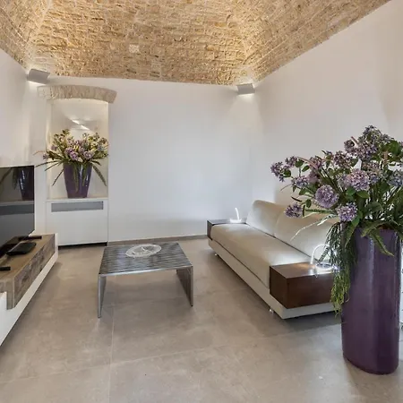 Casa Massima Suites & 4*