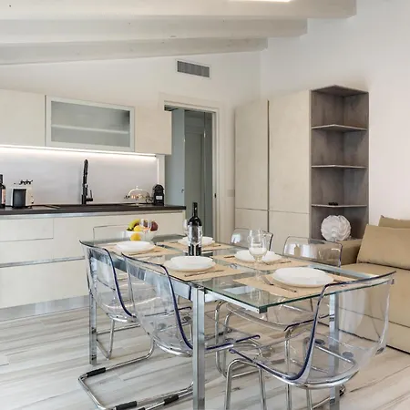 מלון דירות Casa Massima &
