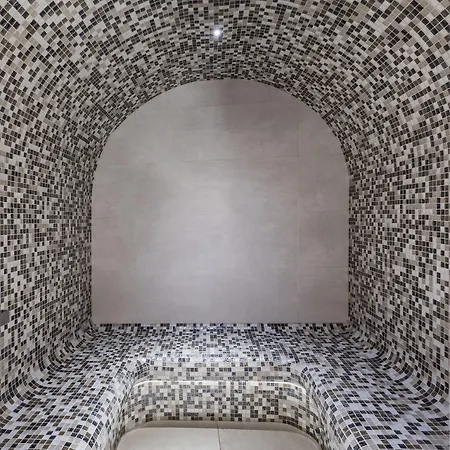 Casa Massima & 4*