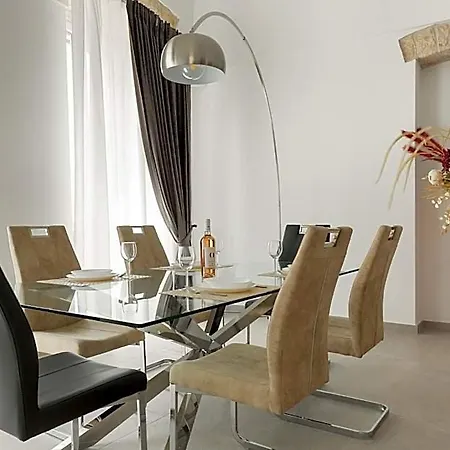 Casa Massima & شقة فندقية كاساماسيما