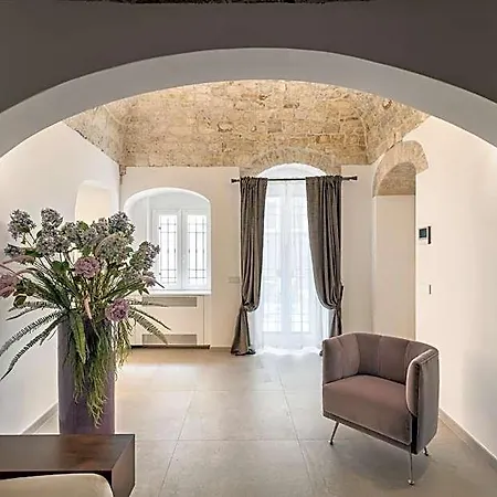 Casa Massima & 4*