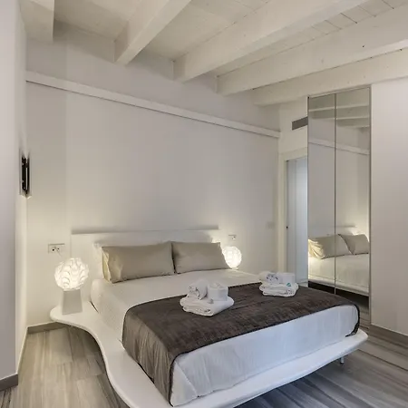 Casa Massima & 4*