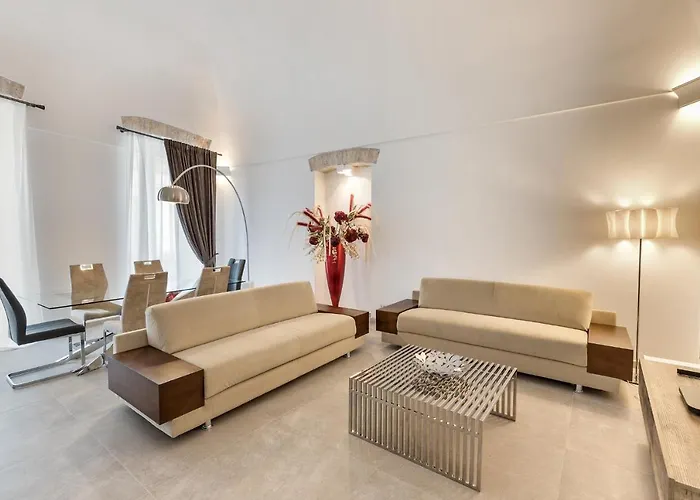 מלון דירות Casa Massima & 4*