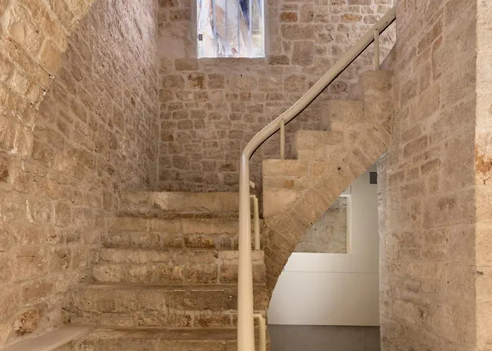 Casa Massima Suites & 4* Casamassima