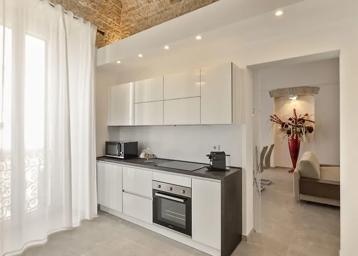 Casa Massima Suites &
