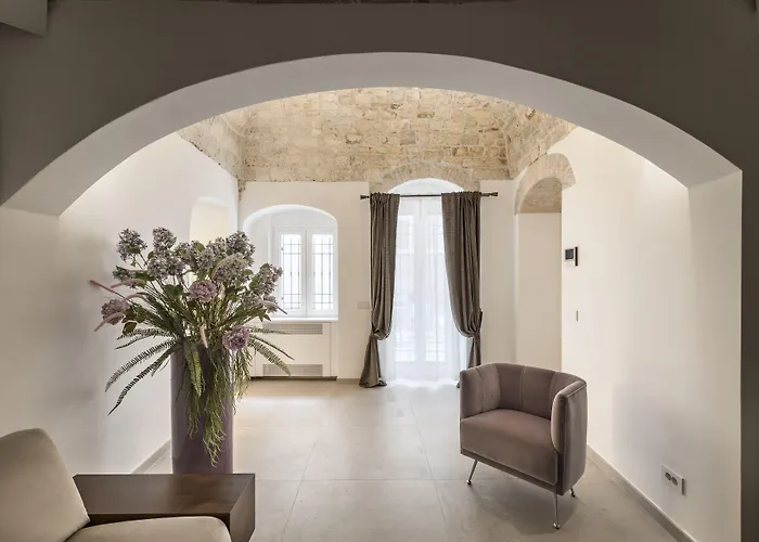 Aparthotel Casa Massima Suites & 4*